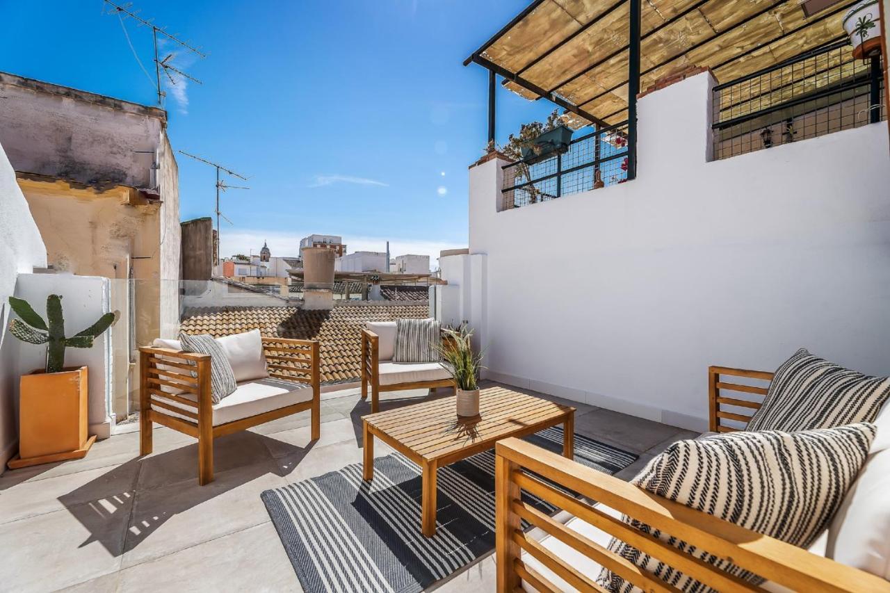 Urban Rose , Superb Private House In Historical Center, With Sunny Rooftop Málaga Kültér fotó